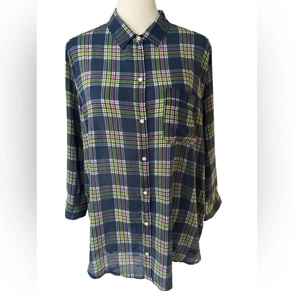 Hollister blue plaid button front shirt with tab sleeves size L